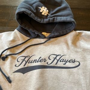 Hunter Hayes hoodie L